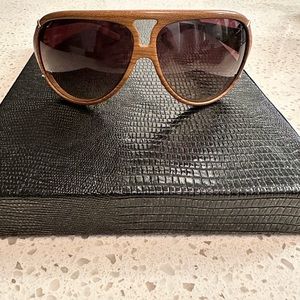 Diesel sunglasses caramel (original without original box) .